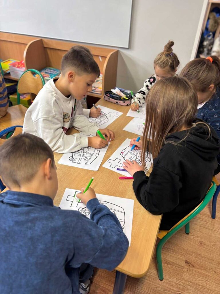 Wyjątkowe szkolenie z pierwszej pomocy w Szkole Podstawowej w Biskupicach Zabarycznych