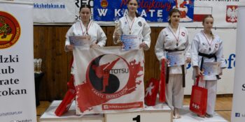 4 medale w Łodzi dla mikstackich karateków