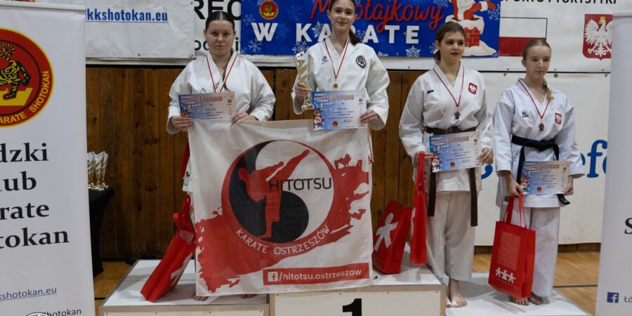 4 medale w Łodzi dla mikstackich karateków