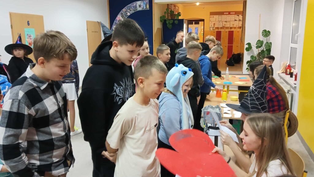 Wieczór andrzejkowy w SP w Kaliszkowicach Ołobockich