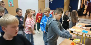 Wieczór andrzejkowy w SP w Kaliszkowicach Ołobockich