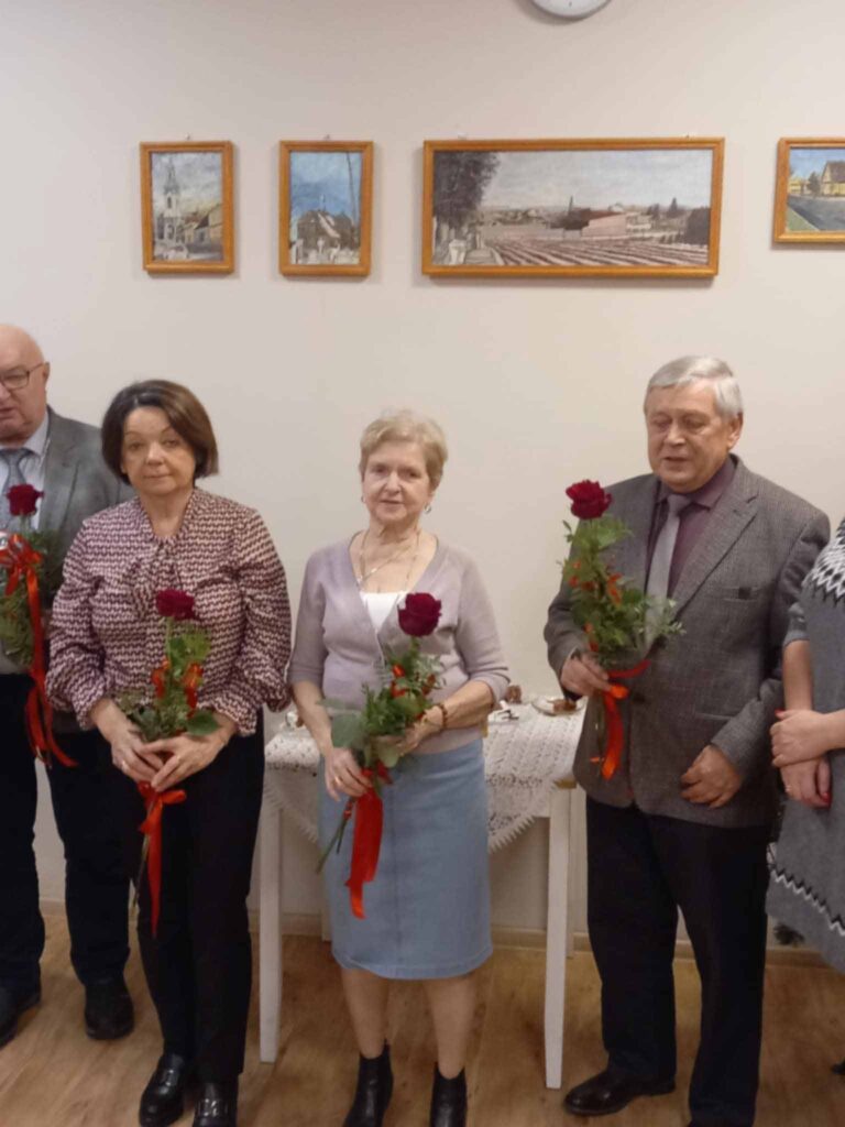 W Klubie SENIOR+ w Mikstacie odbyło się spotkanie z okazji 70 urodzin Adama