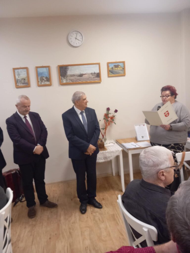 Dnia 25.11.2025r. w Klubie SENIOR+ w Mikstacie odbyło się spotkanie Andrzejkowe