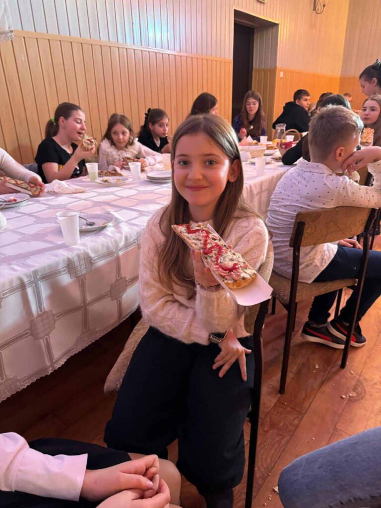 Bajkowe Jasełka na sali Wiejskiej w Biskupicach Zabarycznych