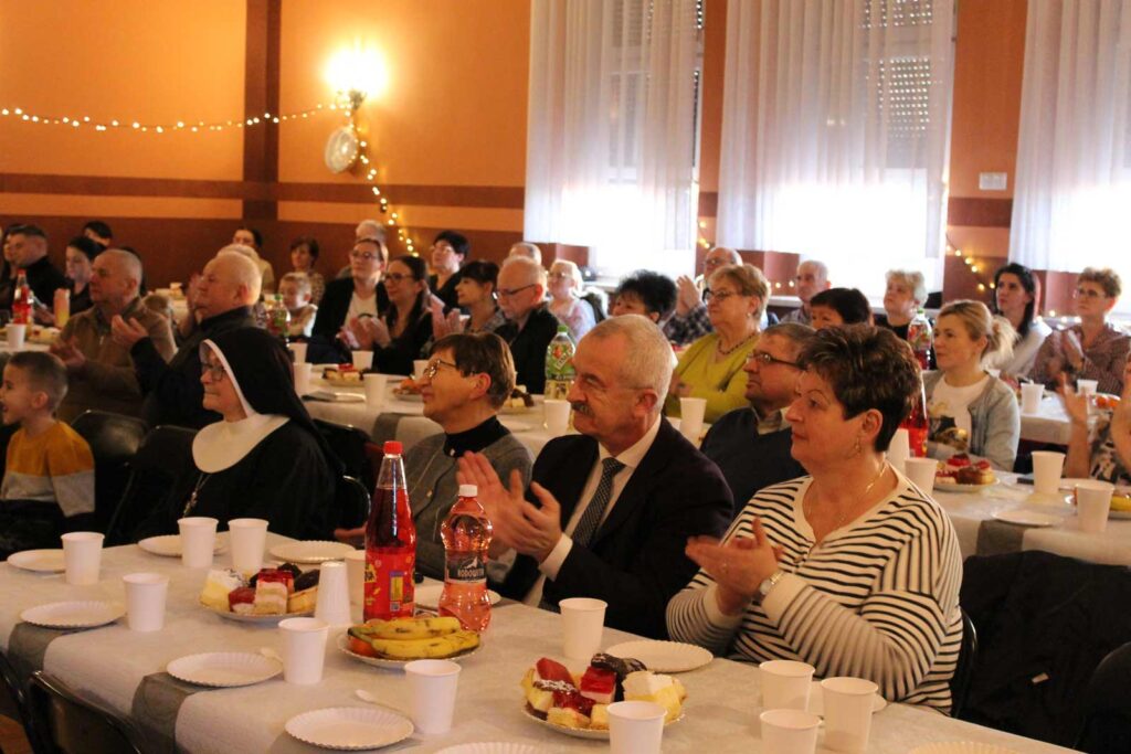 Jasełka w MGOKu – dzieci rozświetliły mikstackie popołudnie