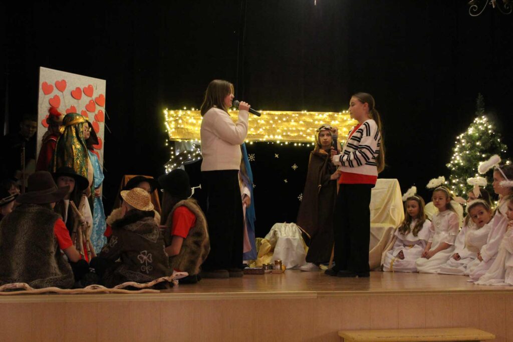 Jasełka w MGOKu – dzieci rozświetliły mikstackie popołudnie