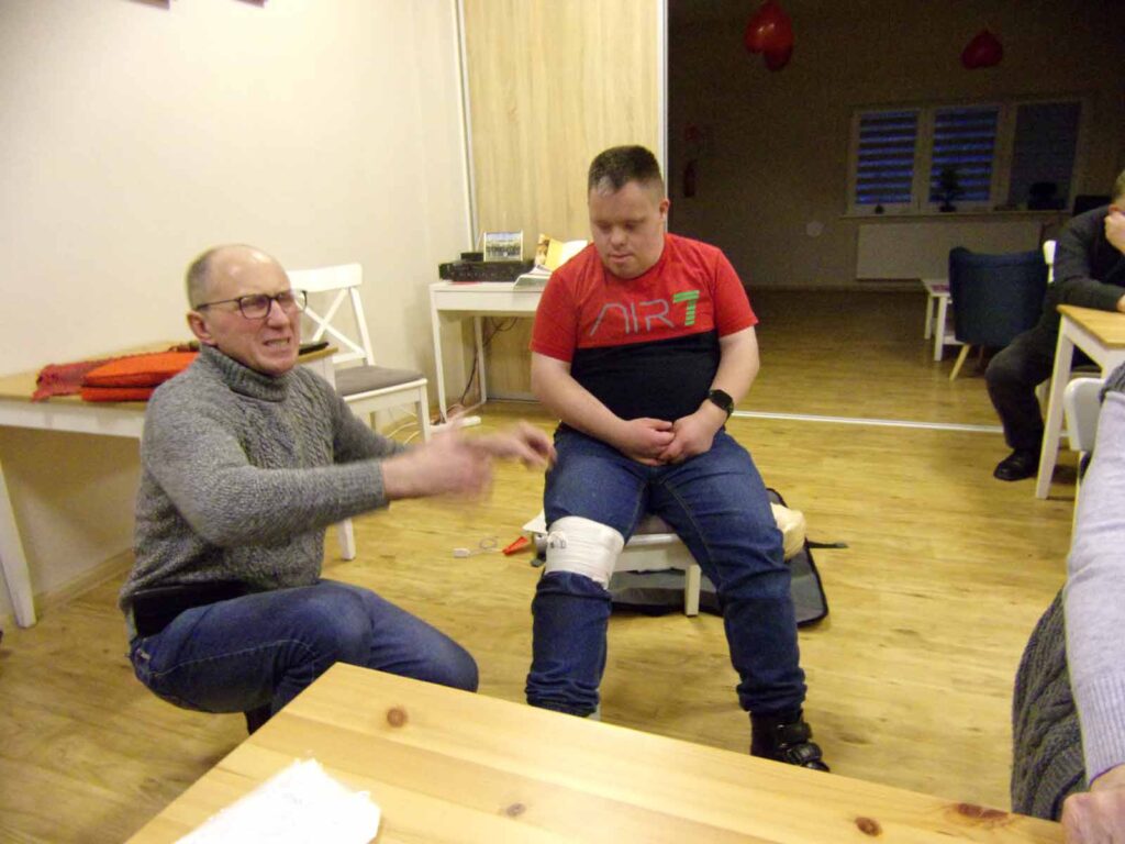 Szkolenie z pierwszej pomocy w Klubie Senior+