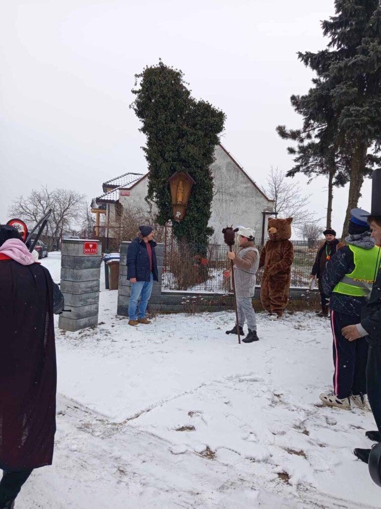 Podkoziołek w Biskupicach Zabarycznych – tradycja, radość i wspólnota