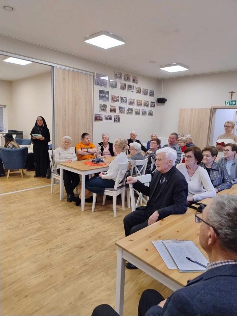 Jasełkowe spotkanie w Klubie Senior+ w Mikstacie