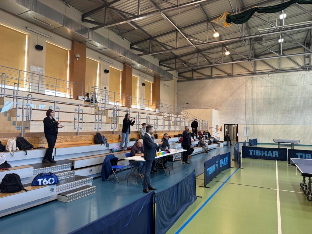 Sukcesy uczniów SP w Biskupicach Zabarycznych w Mistrzostwach Powiatu w Tenisie Stołowym