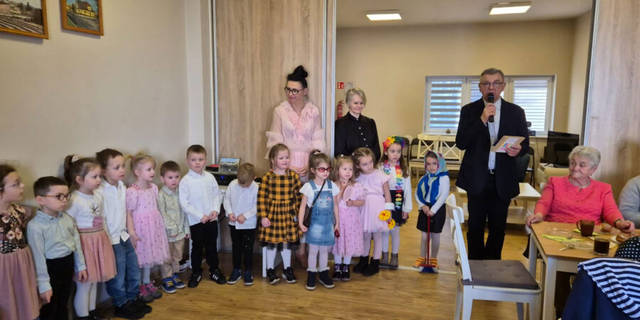 Dzień Kobiet w Klubie Senior+ w Mikstacie