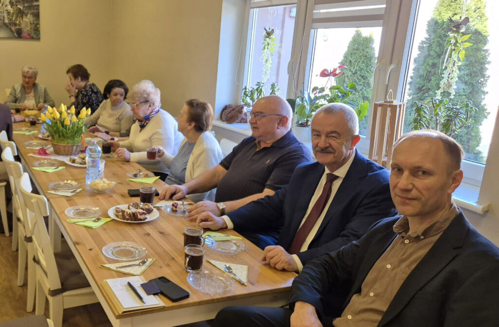 Dzień Kobiet w Klubie Senior+ w Mikstacie